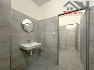 Pronájem kanceláře, Jaroměř, Jezbinská, 208 m2