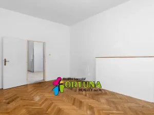 Prodej bytu 2+1, České Budějovice - České Budějovice 3, Fr. Hrubína, 81 m2