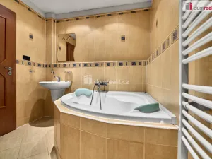 Prodej bytu 3+kk, Nová Role, Pod Nádražím, 67 m2