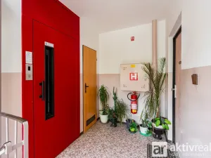 Prodej bytu 2+kk, Neratovice, Dr. E. Beneše, 40 m2