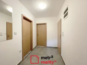 Pronájem bytu 1+1, Olomouc - Neředín, Politických vězňů, 40 m2