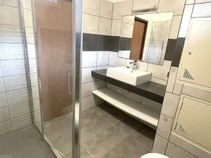 Pronájem bytu 1+1, Olomouc - Neředín, Politických vězňů, 40 m2