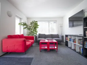 Pronájem bytu 1+kk, Praha - Smíchov, Křížová, 37 m2