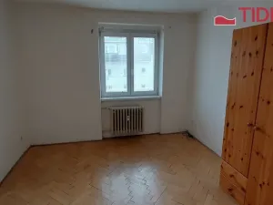 Pronájem bytu 2+1, Praha, Kladenská, 60 m2