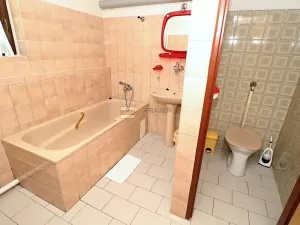 Prodej rodinného domu, Benecko, 221 m2