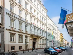 Pronájem kanceláře, Praha - Nové Město, Krakovská, 132 m2