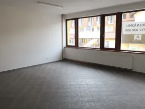 Pronájem komerční nemovitosti, Luhačovice, Masarykova, 40 m2