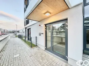 Pronájem bytu 3+kk, Praha, Ujgurská, 57 m2