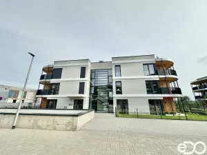 Pronájem bytu 3+kk, Praha, Ujgurská, 57 m2