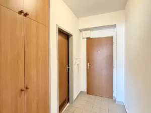 Pronájem bytu 1+kk, Liberec - Liberec VII-Horní Růžodol, Jeronýmova, 35 m2