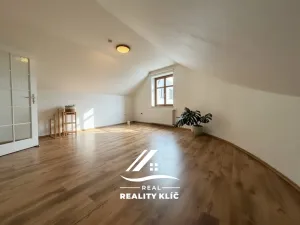 Pronájem kanceláře, Hlučín, Pode Zdí, 96 m2