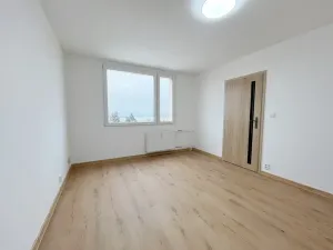 Pronájem bytu 1+1, Chlumec, Krokova, 36 m2