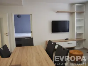 Pronájem bytu 2+kk, Plzeň - Jižní Předměstí, Presslova, 48 m2