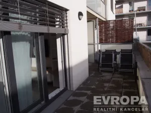 Pronájem bytu 2+kk, Plzeň - Jižní Předměstí, Presslova, 48 m2