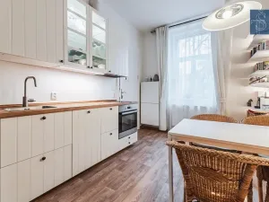 Prodej bytu 2+kk, Praha - Vyšehrad, Neklanova, 42 m2