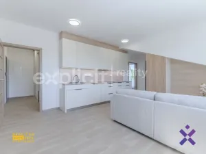 Prodej bytu 2+kk, Jablůnka, 43 m2