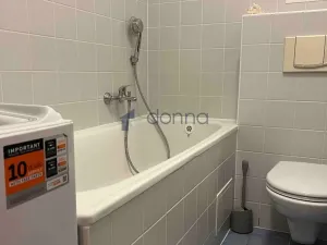 Pronájem bytu 2+kk, Praha, Pod Nouzovem, 38 m2