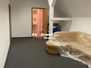 Pronájem kanceláře, Varnsdorf, 5. května, 94 m2