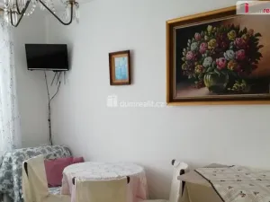 Pronájem bytu 1+kk, Mariánské Lázně - Úšovice, Kubelíkova, 24 m2