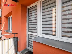 Pronájem bytu 1+1, Jindřichův Hradec, sídliště Vajgar, 37 m2