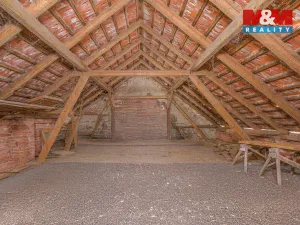 Prodej rodinného domu, Okřesaneč, 105 m2