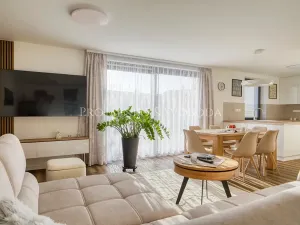 Prodej rodinného domu, Kamenice nad Lipou, Dobšova, 210 m2