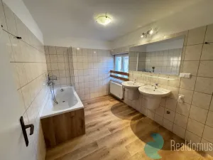 Pronájem bytu 2+kk, České Budějovice, Jírovcova, 68 m2