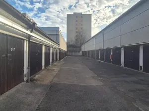 Pronájem garáže, Praha - Podolí, Bohuslava Martinů, 18 m2
