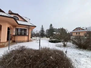 Prodej vily, Nová Role - Mezirolí, 350 m2