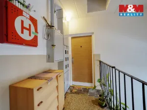 Prodej bytu 4+1, Blatno, 81 m2