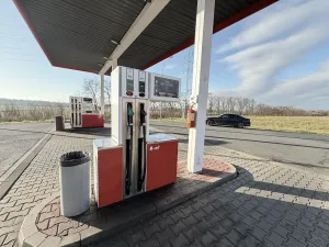 Prodej komerční nemovitosti, Kly, 781 m2