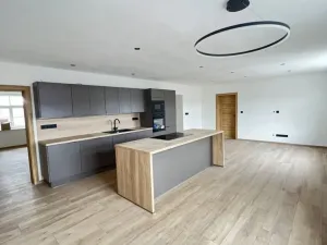 Prodej bytu 3+kk, Liberec - Liberec III-Jeřáb, Křepelčí, 85 m2