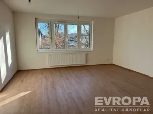 Pronájem bytu 1+kk, Liberec, Tovární, 40 m2