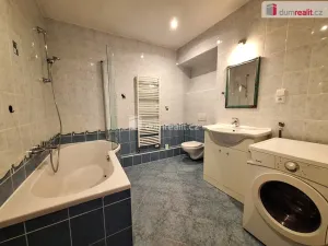 Pronájem bytu 2+kk, Praha, Kamenická, 61 m2