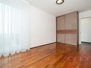 Pronájem bytu 3+kk, Praha - Smíchov, Pod Děvínem, 96 m2