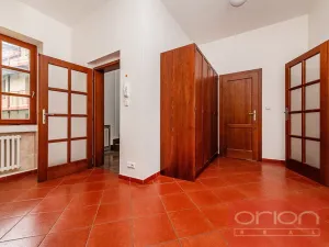 Pronájem rodinného domu, Praha - Břevnov, Oddělená, 316 m2