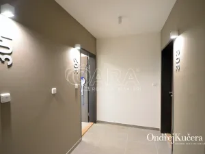 Pronájem bytu 1+kk, Praha - Ruzyně, Drnovská, 44 m2