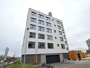 Pronájem bytu 1+kk, Praha - Ruzyně, Drnovská, 44 m2