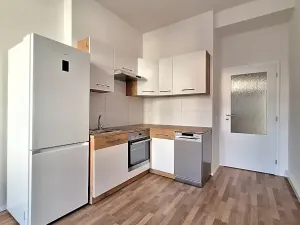 Pronájem bytu 2+kk, Praha - Vršovice, Finská, 43 m2