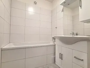 Pronájem bytu 2+kk, Praha - Vršovice, Finská, 43 m2