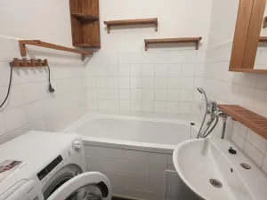 Pronájem bytu 2+1, Ostrava - Mariánské Hory, Korunní, 59 m2