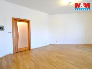 Pronájem kanceláře, Praha - Hloubětín, V Novém Hloubětíně, 120 m2