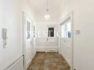 Pronájem bytu 2+kk, Praha - Vinohrady, náměstí Jiřího z Poděbrad, 75 m2