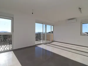 Prodej bytu 3+kk, Tribunj, Chorvatsko, 75 m2