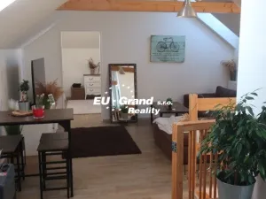 Pronájem bytu 2+kk, Rumburk - Rumburk 2-Horní Jindřichov, Vojtěcha Kováře, 60 m2