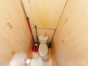 Pronájem bytu 2+kk, Praha - Kobylisy, Rajmonova, 55 m2