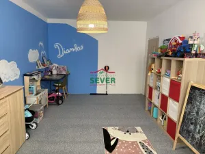 Prodej bytu 3+1, Postoloprty, Jiráskovo náměstí, 82 m2