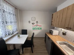 Prodej bytu 3+1, Postoloprty, Jiráskovo náměstí, 82 m2