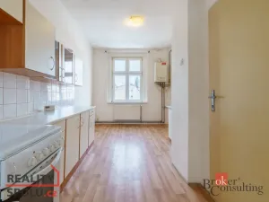 Pronájem bytu 2+1, Karlovy Vary - Rybáře, Lad. Koubka, 54 m2