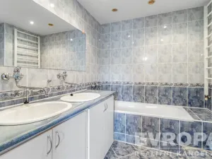 Prodej rodinného domu, Ústí nad Labem - Hostovice, Hostovická, 300 m2